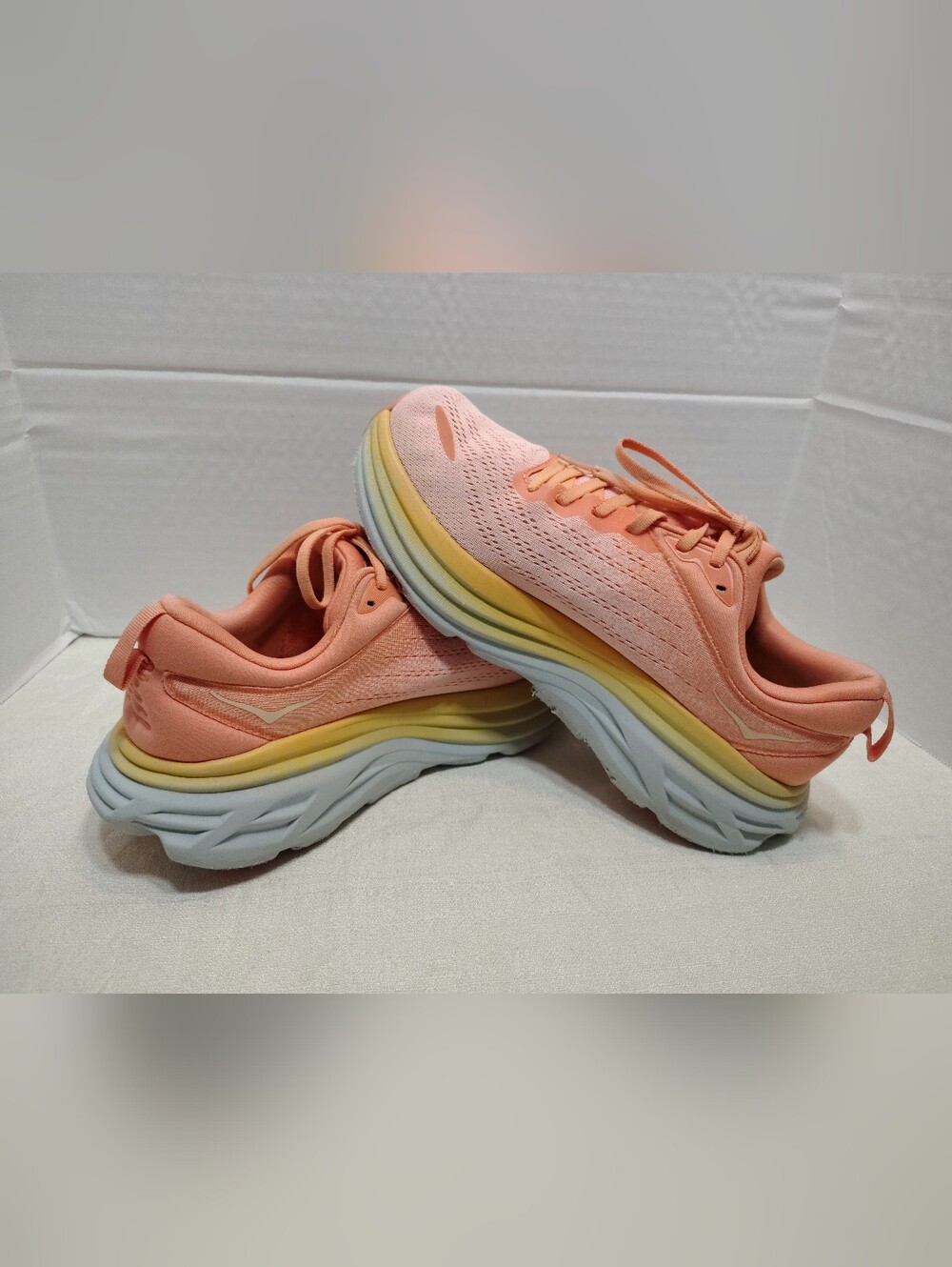 Hoka One One Bondi 8, Women Shoes # 9.5 US - Picture 7 of 12